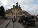 auf dem Colditzer Markt mit massiver "1.Mai-Tribne" und dem Rathaus