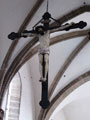 Gotisches Kruzifix im Scheitelbogen des Chores von 1450