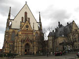 an der Thomaskirche am Dittrichring befindet sich die 17. Station - gegenber das neue Felix-Mendelssohn-Bartoldy-Denkmal