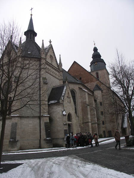 die neogotische Grabkapelle der F?rsten von Schwarzburg-Sondersahusen von 1890/91 an der Ostseite der Kirche
