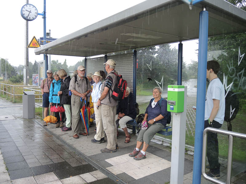 Startverzoegerung bei Starkregen am Bahnhof Nohra