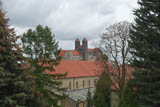 Blick über St. Wiperti zum Schloßberg und Stiftskirche Quedlinburg