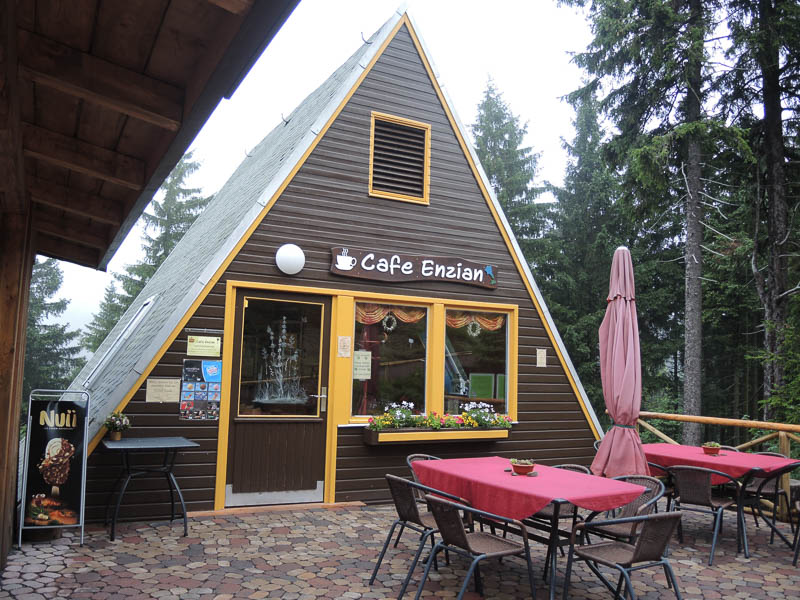 Einladendes Cafe"Enzian"