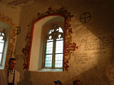 wiederentdeckte mittelalterliche Fresken in Possendorfer Kirche