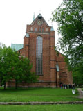 massiver Westgiebel der Klosterkirche