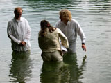 Novas Taufe im See