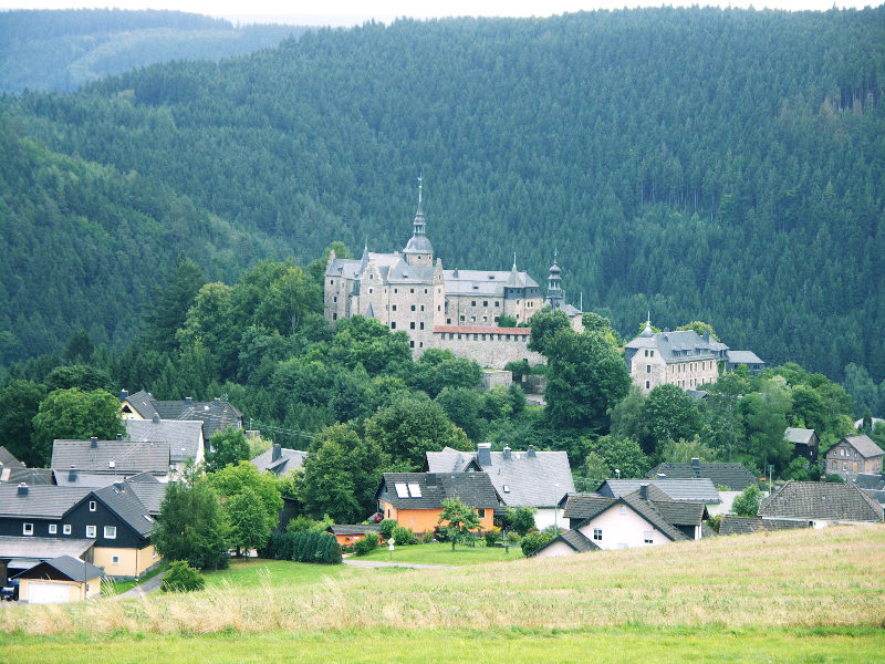 Schloss Lauenstein (im Besitz des Freistaates Bayern) 
