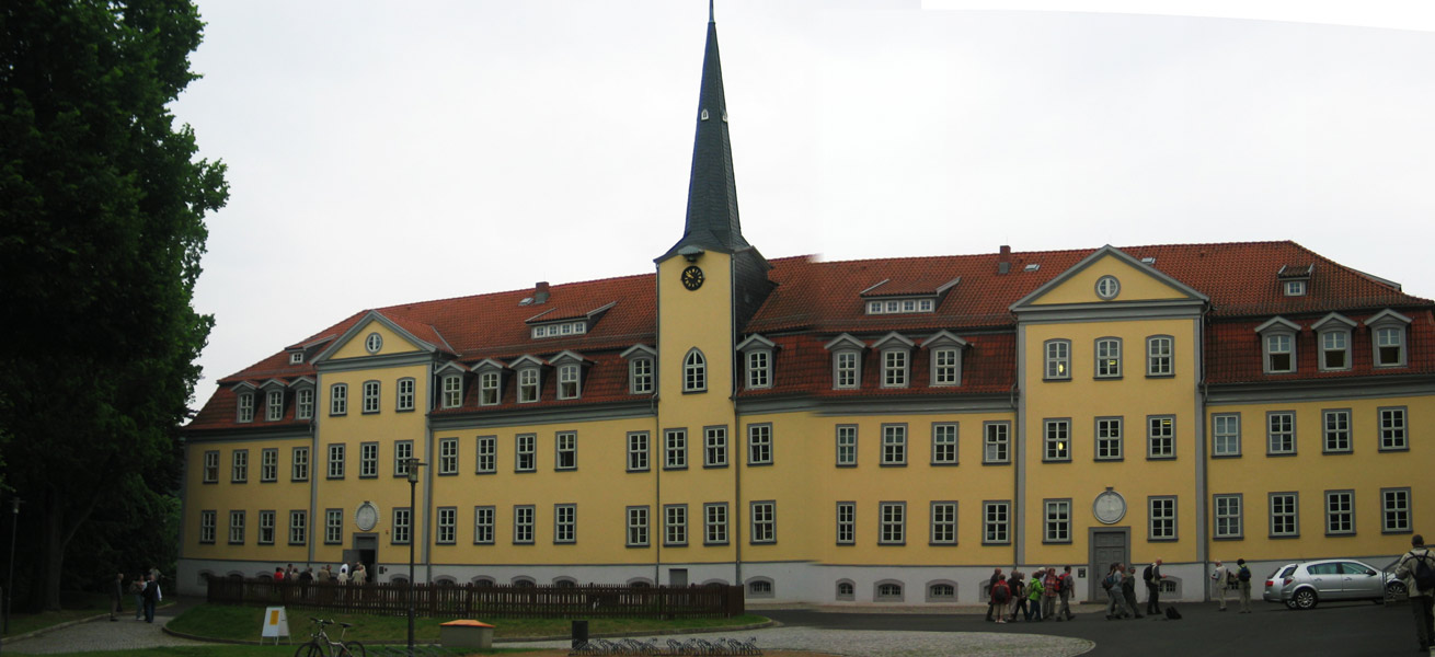 Haus 1 und Haus 2 des Salzmann-Gymnasium in Schnepfenthal (verbunden durch das Turmgeb?ude)