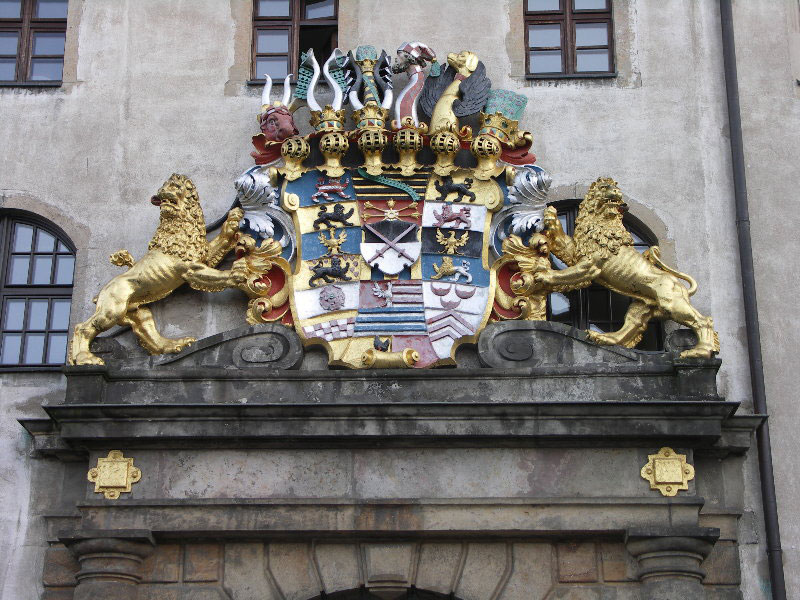 Schloss Hartenfels mit dem Wappen des Kurf?rsten Johann Friedrich des Gro?m?tigen 