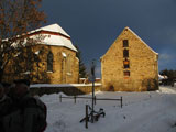 an den Bauelementen erkennt man die Zugehörigkeit zum ehemaligen Zisterzienserkloster Oberweimar