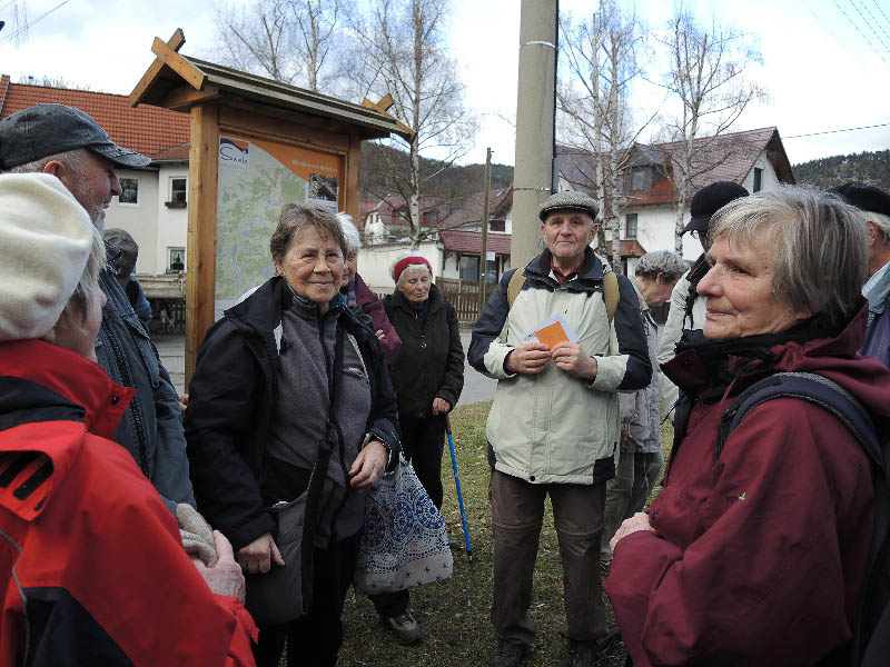 der "Abgesang" und der Dank an die Wanderleiterin Iris-Monika N?gler in Drackendorf