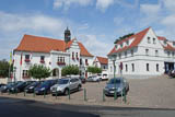 das Rathaus auf dem Markt von Landsberg - sehr schoen restauriert