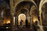 in der romanischen Kryptha der Basilika aus dem 12. Jhdt.