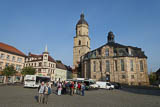 Der Marktplatz mit Blick zur Kirche. Auch mit wenig Phantasie kann man Parallelen zur Dresdner Frauenkirche entdecken.